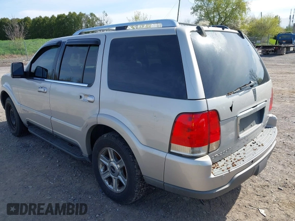 2005 Lincoln Aviator with VIN 5LMEU88H05ZJ33100, listed as a IAAI auction lot 42139584 with 205,556 mi miles and . Bid and sale history available at DreamBid. Image 3.