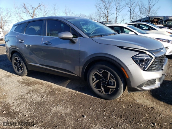 2025 Kia Sportage LX with VIN KNDPU3DF1S7341226, listed as a Copart auction lot 43531105 with 0 mi miles and Salvage Title. Bid and sale history available at carsss.com. Image 4.