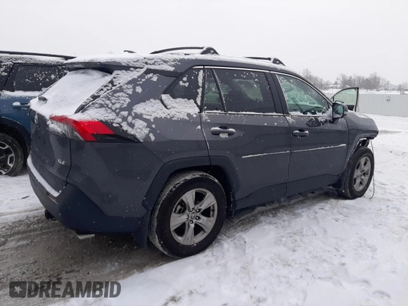 2023 Toyota RAV4 XLE with VIN 2T3W1RFV2PW265586, listed as a Copart auction lot 45917955 with 33,079 mi miles and Salvage Title. Bid and sale history available at carsss.com. Image 3.