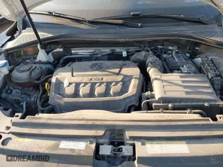2021 Volkswagen Tiguan S with VIN 3VV1B7AX1MM002556, listed as a IAAI auction lot 40592120 with 55,222 mi miles. Bid and sale history available at carsss.com. Image 10.