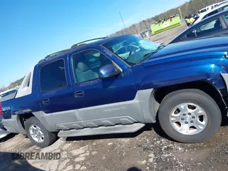 2002 Chevrolet Avalanche with VIN 3GNEC13T72G231637, listed as a IAAI auction lot 41639440 with 315,239 mi miles and . Bid and sale history available at DreamBid. Image 13.