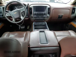 2015 Chevrolet Silverado 3500HD High Country z VIN 1GC4K1E84FF551263, wystawiony jako Copart lot #51272545 z przebiegiem 249 026 mil mil oraz Tytuł czysty. Historia ofert i sprzedaży dostępna na DreamBid. Obrazek 8.