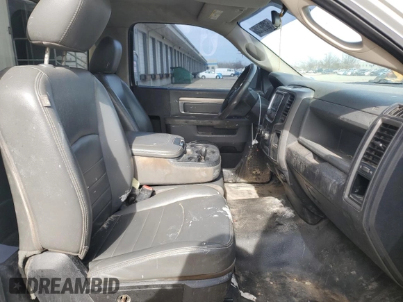 2013 Ram 1500 Tradesman z VIN 3C6JR6DGXDG511521, wystawiony jako Copart lot #50256125 z przebiegiem 322 863 mil mil oraz Szkoda całkowita • Salvage title. Historia ofert i sprzedaży dostępna na DreamBid. Obrazek 10.