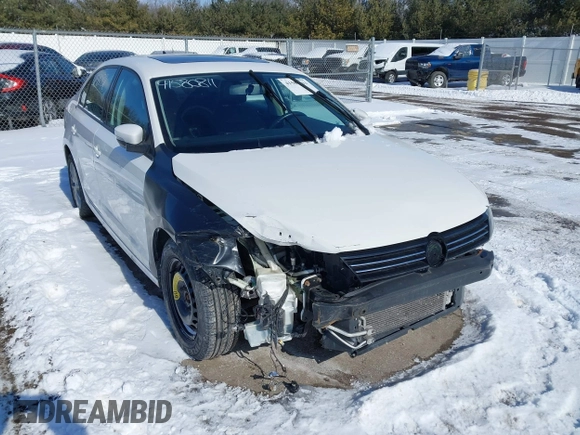 2012 Volkswagen Jetta Sedan SE w/Convenience with VIN 3VWDX7AJ1CM062454, listed as a IAAI auction lot 41580811 with 119,760 mi miles. Bid and sale history available at carsss.com. Image 1.