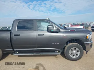 2024 Ram 2500 Big Horn with VIN 3C6UR5DL9RG233089, listed as a IAAI auction lot 42646152 with 39,640 mi miles and . Bid and sale history available at DreamBid. Image 13.