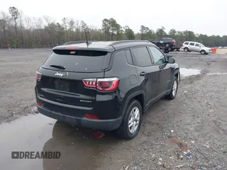 2018 Jeep Compass Sport with VIN 3C4NJCAB1JT286093, listed as a IAAI auction lot 41770377 with 83,354 mi miles. Bid and sale history available at carsss.com. Image 4.