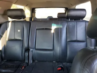 2010 Chevrolet Suburban LT with VIN 1GNUCJE08AR190304, listed as a Copart auction lot 89260035 with 291,342 mi miles and Salvage Title. Bid and sale history available at carsss.com. Image 10.