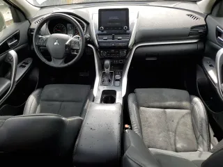 2023 Mitsubishi Eclipse Cross SE z VIN JA4ATWAA6PZ038113, wystawiony jako Copart lot #52232905 z przebiegiem 46 904 mil mil oraz Szkoda całkowita • Salvage title. Historia ofert i sprzedaży dostępna na DreamBid. Obrazek 8.