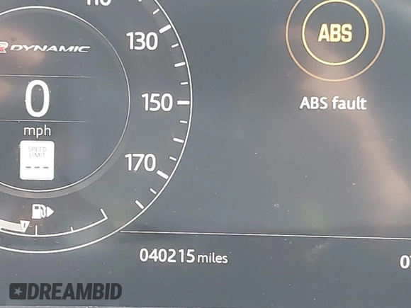 2018 Land Rover Range Rover Velar R-Dynamic HSE with VIN SALYM2RV8JA703707, listed as a IAAI auction lot 41755975 with 40,215 mi miles and . Bid and sale history available at DreamBid. Image 15.
