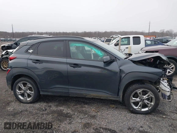 2022 Hyundai Kona SEL with VIN KM8K3CAB1NU862415, listed as a IAAI auction lot 41164542 with 100,301 mi miles. Bid and sale history available at carsss.com. Image 13.