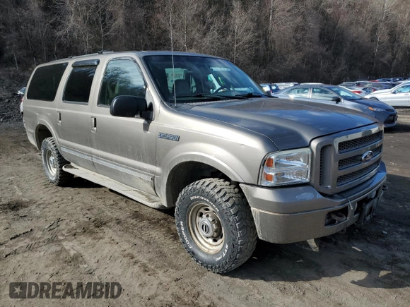 2005 Ford Excursion Limited with VIN 1FMNU43S25EB45643, listed as a Copart auction lot 44192835 with 153,622 mi miles and Salvage title. Bid and sale history available at DreamBid. Image 4.