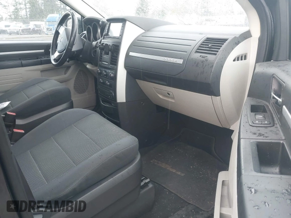 2009 Dodge Grand Caravan SXT z VIN 2D8HN54119R569142, wystawiony jako IAAI lot #42000421 z przebiegiem 161 717 mil mil oraz . Historia ofert i sprzedaży dostępna na DreamBid. Obrazek 5.