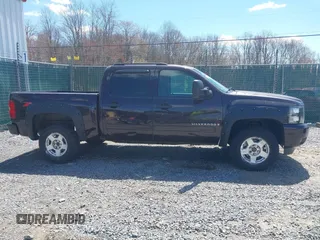 2008 Chevrolet Silverado 1500 LT w/1LT with VIN 2GCEK13M781169033, listed as a IAAI auction lot 42046307 with 153,468 mi miles. Bid and sale history available at carsss.com. Image 13.