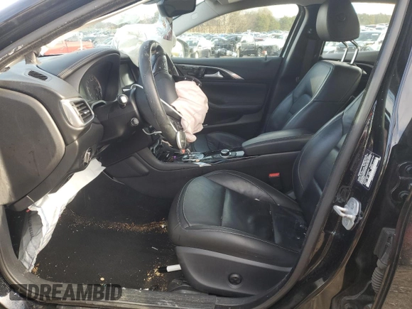 2018 Infiniti QX30 ESSENTIAL with VIN SJKCH5CP2JA057613, listed as a Copart auction lot 36877244 with 137,619 mi miles. Bid and sale history available at carsss.com. Image 7.
