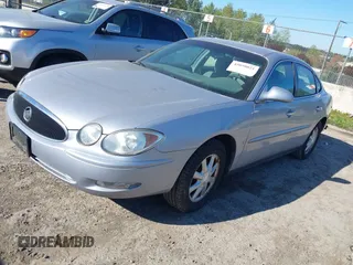 2006 Buick LaCrosse CX with VIN 2G4WC582361234128, listed as a IAAI auction lot 42050821 with 167,484 mi miles. Bid and sale history available at carsss.com. Image 2.