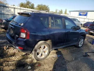 2015 Jeep Compass High Altitude Edition with VIN 1C4NJDEB7FD259204, listed as a Copart auction lot 43287155 with 170,584 mi miles and Non Repairable. Bid and sale history available at carsss.com. Image 3.