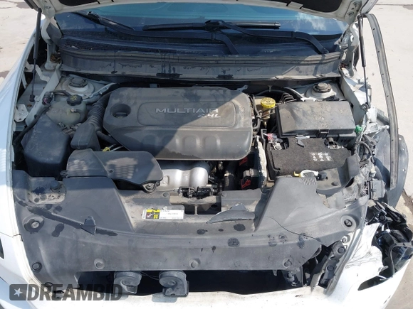 2015 Jeep Cherokee Sport with VIN 1C4PJLAB6FW602355, listed as a IAAI auction lot 41962707 with 175,428 mi miles. Bid and sale history available at carsss.com. Image 10.