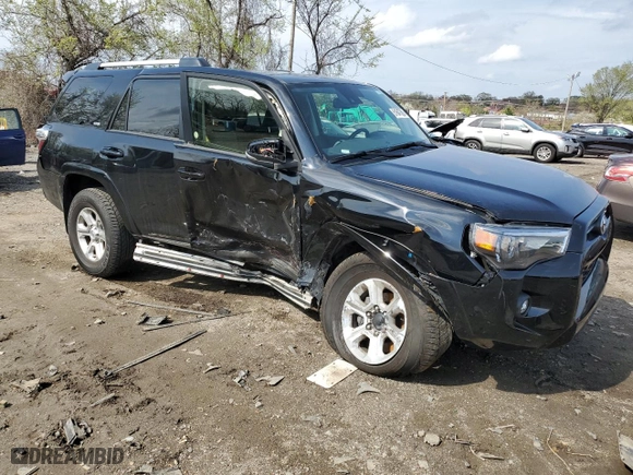 2023 Toyota 4Runner SR5 Premium with VIN JTENU5JR0P6135311, listed as a Copart auction lot 51647385 with 27,394 mi miles and Non Repairable. Bid and sale history available at carsss.com. Image 4.