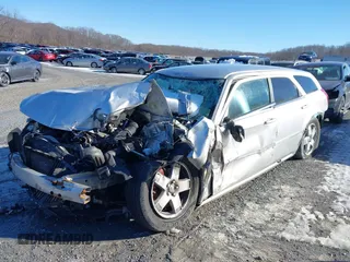 2006 Dodge Magnum SXT with VIN 2D4GZ47V36H423112, listed as a IAAI auction lot 41292273 with Not Provided miles and . Bid and sale history available at DreamBid. Image 6.