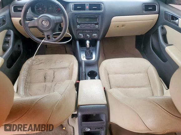 2012 Volkswagen Jetta SE с VIN 3VWDX7AJXCM324469, выставлен на аукционе Copart как лот 60819075 с пробегом 215 746 миль миль и Чистый • Clean title. История ставок и продаж доступна на DreamBid. Изображение 8.