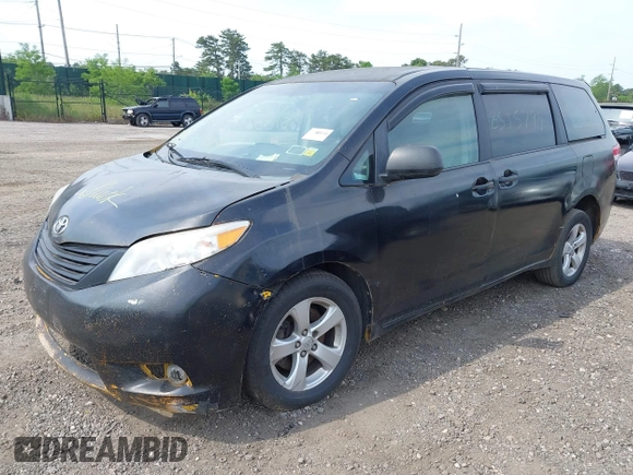 2014 Toyota Sienna L with VIN 5TDZK3DC0ES445088, listed as a IAAI auction lot 42443966 with Not provided miles and . Bid and sale history available at DreamBid. Image 2.
