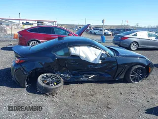 2025 Toyota 86 Premium с VIN JF1ZNBE12S9751742, выставлен на аукционе IAAI как лот 41856067 с пробегом 1 272 миль миль и . История ставок и продаж доступна на DreamBid. Изображение 6.