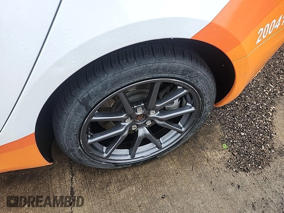2020 Tesla Model 3 Long Range z VIN 5YJ3E1EB0LF636678, wystawiony jako IAAI lot #42575821 z przebiegiem 65 515 mil mil oraz . Historia ofert i sprzedaży dostępna na DreamBid. Obrazek 12.