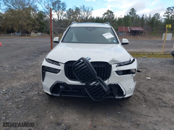 2025 BMW X7 xDrive40i with VIN 5UX23EM03S9X59164, listed as a IAAI auction lot 41263426 with 4,949 mi miles. Bid and sale history available at carsss.com. Image 12.
