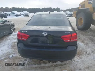 2013 Volkswagen Passat SE z VIN 1VWBN7A37DC059916, wystawiony jako IAAI lot #41638660 z przebiegiem 97 714 mil mil oraz . Historia ofert i sprzedaży dostępna na DreamBid. Obrazek 16.