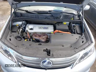 2010 Lexus HS 250h z VIN JTHBB1BA9A2000713, wystawiony jako IAAI lot #42331086 z przebiegiem 230 581 mil mil oraz . Historia ofert i sprzedaży dostępna na DreamBid. Obrazek 10.