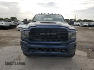 2024 Ram 3500 Limited with VIN 3C63R3RL4RG231596, listed as a Copart auction lot 62060064 with 4,052 mi miles and Salvage Title. Bid and sale history available at carsss.com. Image 5.