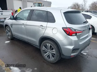 2020 Mitsubishi Outlander Sport ES 2.0 with VIN JA4AR3AU7LU024588, listed as a IAAI auction lot 41591589 with 117,495 mi miles. Bid and sale history available at carsss.com. Image 3.