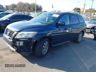 2015 Nissan Pathfinder SV z VIN 5N1AR2MN6FC678167, wystawiony jako IAAI lot #41296424 z przebiegiem 78 796 mil mil oraz . Historia ofert i sprzedaży dostępna na DreamBid. Obrazek 2.