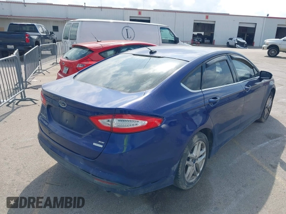 2013 Ford Fusion SE with VIN 3FA6P0HR2DR350895, listed as a IAAI auction lot 41973594 with 168,769 mi miles. Bid and sale history available at carsss.com. Image 4.
