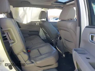 2015 Honda Pilot Touring with VIN 5FNYF3H97FB023842, listed as a IAAI auction lot 41673881 with 106,110 mi miles. Bid and sale history available at carsss.com. Image 8.