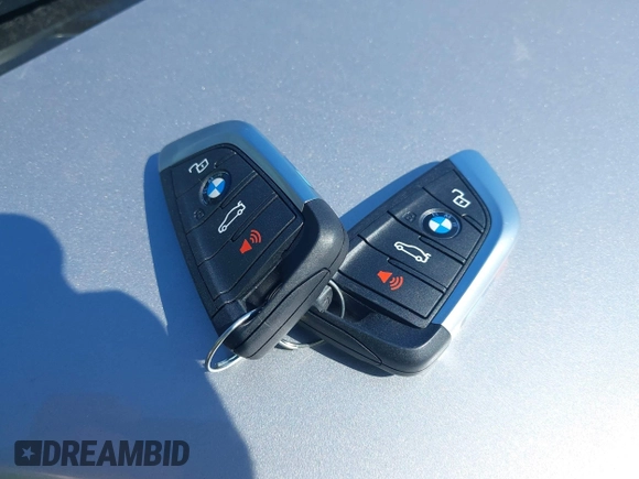 2022 BMW 4 Series M440i xDrive z VIN WBA13AW02NFL97513, wystawiony jako IAAI lot #42385642 z przebiegiem 33 827 mil mil oraz . Historia ofert i sprzedaży dostępna na DreamBid. Obrazek 11.