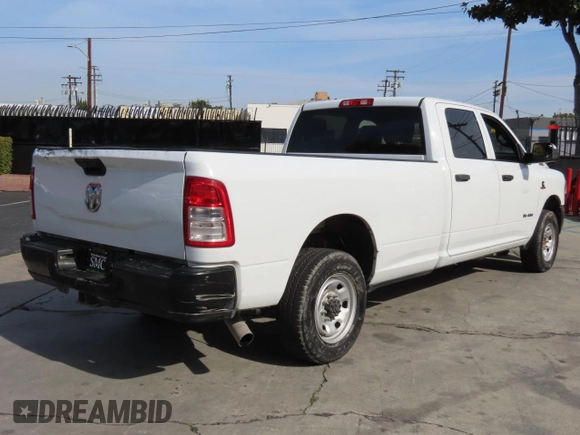 2022 Ram 2500 Tradesman with VIN 3C6UR4HL3NG158873, listed as a Copart auction lot 49887925 with 38,363 mi miles and Clean title. Bid and sale history available at DreamBid. Image 3.