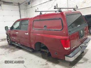 2007 Nissan Titan XE z VIN 1N6AA07B47N240963, wystawiony jako IAAI lot #42250635 z przebiegiem 117 178 mil mil oraz . Historia ofert i sprzedaży dostępna na DreamBid. Obrazek 14.