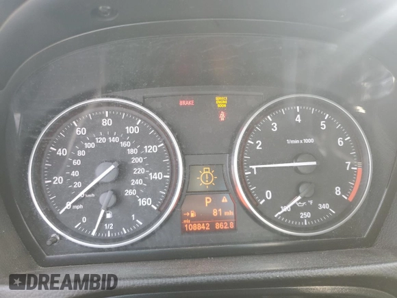 2011 BMW 3 Series 328i z VIN WBAKE5C55BE429684, wystawiony jako Copart lot #49988935 z przebiegiem 108 842 mil mil oraz Szkoda całkowita • Salvage title. Historia ofert i sprzedaży dostępna na DreamBid. Obrazek 9.