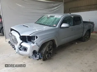2018 Toyota Tacoma SR z VIN 3TMCZ5AN9JM152268, wystawiony jako Copart lot #54010555 z przebiegiem 59 755 mil mil oraz Szkoda całkowita • Salvage title. Historia ofert i sprzedaży dostępna na DreamBid. Obrazek 1.
