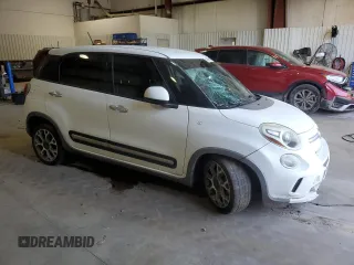 2014 FIAT 500L Trekking with VIN ZFBCFADH5EZ018694, listed as a Copart auction lot 49789915 with 108,402 mi miles and Clean Title. Bid and sale history available at DreamBid. Image 4.
