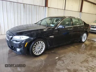 2012 BMW 5 Series 535i xDrive z VIN WBAFU7C53CDU59127, wystawiony jako Copart lot #55506745 z przebiegiem 98 508 mil mil oraz Szkoda całkowita • Salvage title. Historia ofert i sprzedaży dostępna na DreamBid. Obrazek 1.