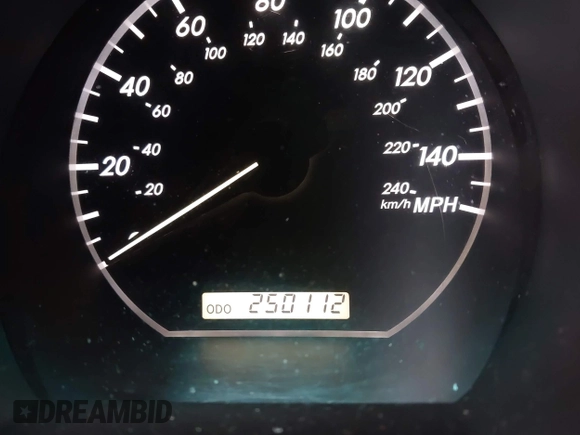 2008 Lexus RX 350 with VIN 2T2GK31U38C035396, listed as a IAAI auction lot 41545903 with 250,112 mi miles and . Bid and sale history available at DreamBid. Image 15.