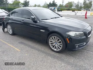 2014 BMW 5 Series 528i z VIN WBA5A5C55ED510543, wystawiony jako IAAI lot #42208167 z przebiegiem 108 358 mil mil oraz . Historia ofert i sprzedaży dostępna na DreamBid. Obrazek 1.