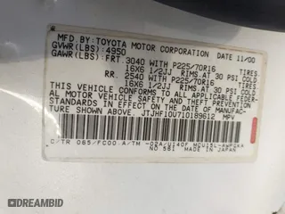 2001 Lexus RX 300 with VIN JTJHF10U710189612, listed as a IAAI auction lot 41927971 with 132,144 mi miles. Bid and sale history available at carsss.com. Image 9.