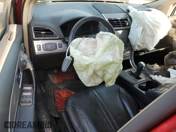 2011 Lincoln MKX with VIN 2LMDJ8JK9BBJ28204, listed as a Copart auction lot 47847875 with Not Provided miles and Salvage Title. Bid and sale history available at DreamBid. Image 8.