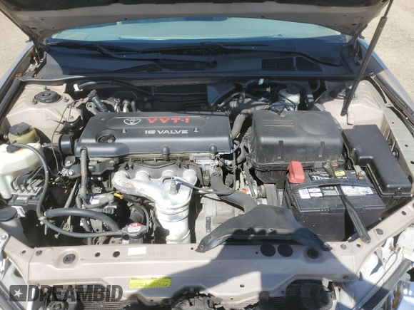2005 Toyota Camry STD z VIN 4T1BE32K05U396288, wystawiony jako Copart lot #58361185 z przebiegiem 227 110 mil mil oraz Szkoda całkowita • Salvage title. Historia ofert i sprzedaży dostępna na DreamBid. Obrazek 11.