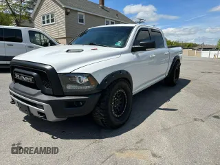 2016 Ram 1500 Rebel z VIN 1C6RR7YT9GS260844, wystawiony jako Copart lot #57285075 z przebiegiem 134 704 mil mil oraz Tytuł czysty. Historia ofert i sprzedaży dostępna na DreamBid. Obrazek 1.
