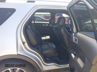 2014 Ford Explorer XLT with VIN 1FM5K7D85EGB58126, listed as a IAAI auction lot 42319867 with 189,362 mi miles and . Bid and sale history available at DreamBid. Image 8.