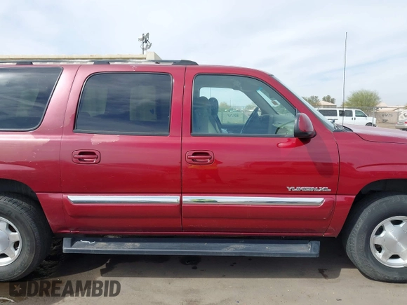 2005 GMC Yukon XL SLT with VIN 3GKEC16Z75G107756, listed as a IAAI auction lot 41712558 with 244,134 mi miles. Bid and sale history available at carsss.com. Image 13.